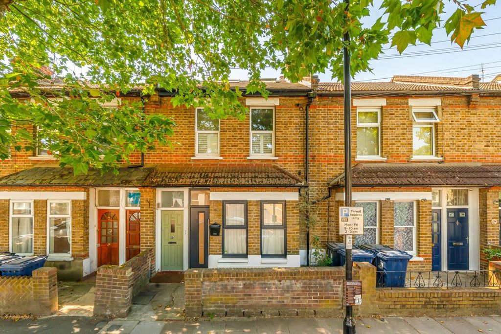 Property photo 1 of 7