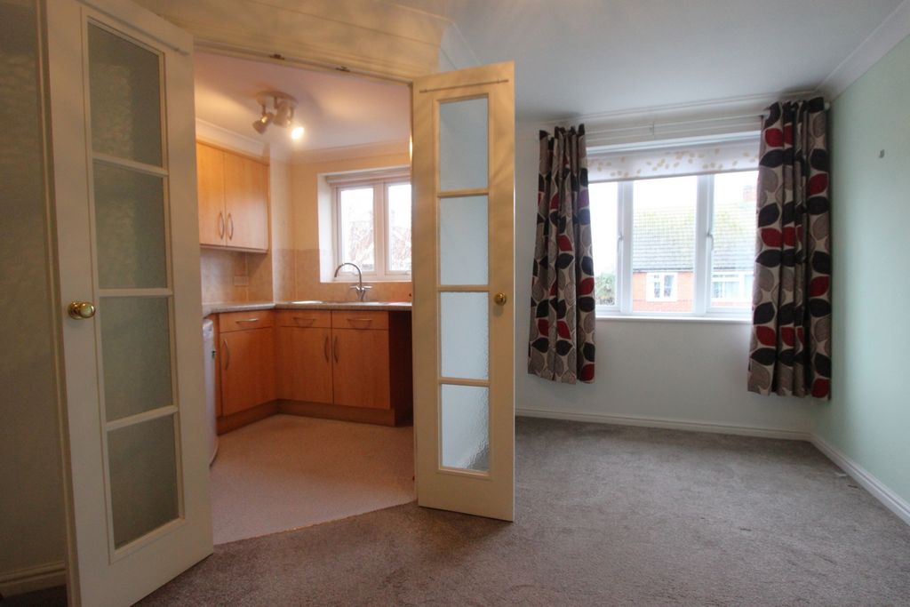 Property photo 3 of 8 Photo 5