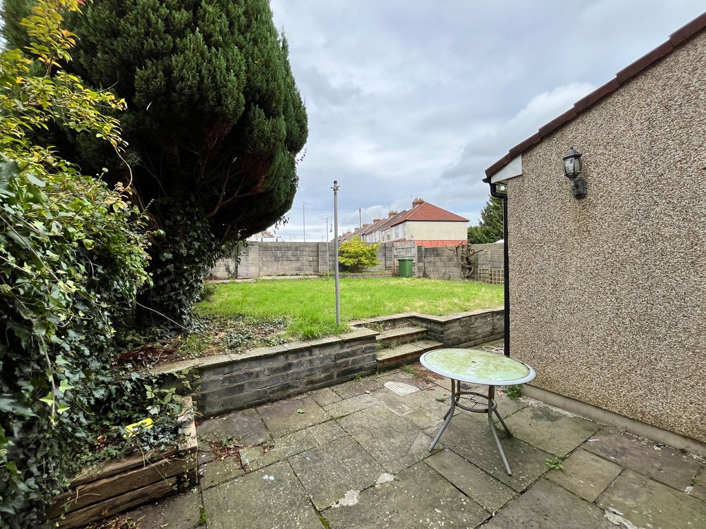 Property photo 3 of 18