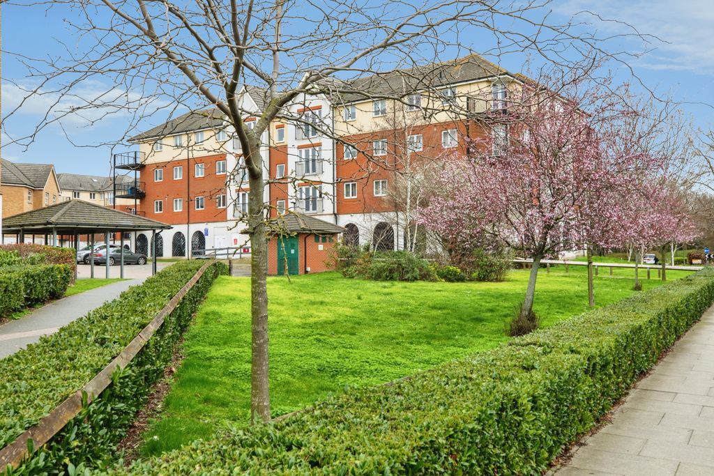 Property photo 1 of 16 Front View