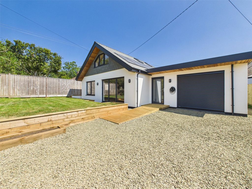 Property photo 2 of 31 Picture No. 38