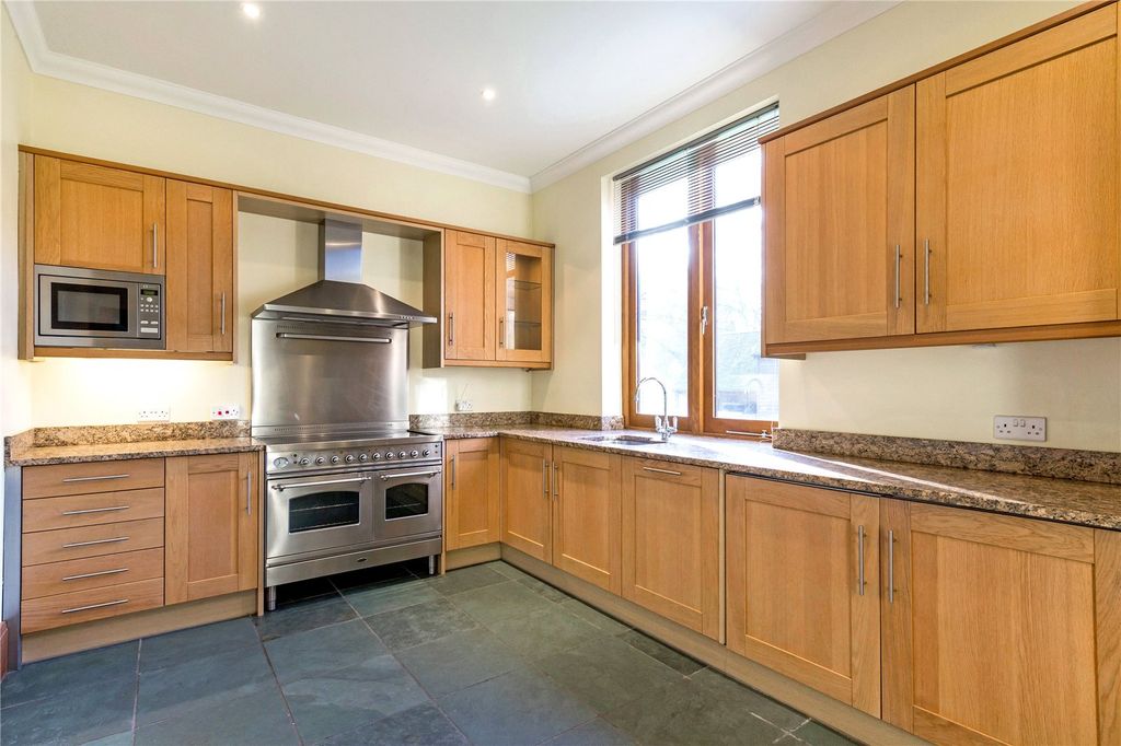 Property photo 3 of 12 Picture No. 38