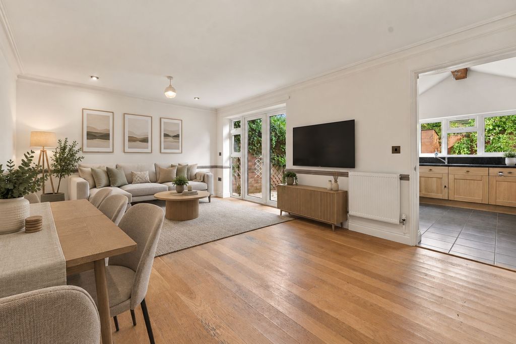 Property photo 2 of 29 **Staged Using Ai**