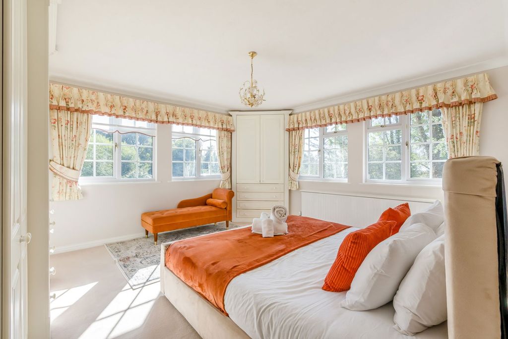 Additional image 29 of 4 bed detached house for salePotters Heights Close, Pinner HA5