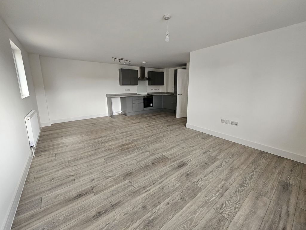 Property photo 2 of 8 Photo 2