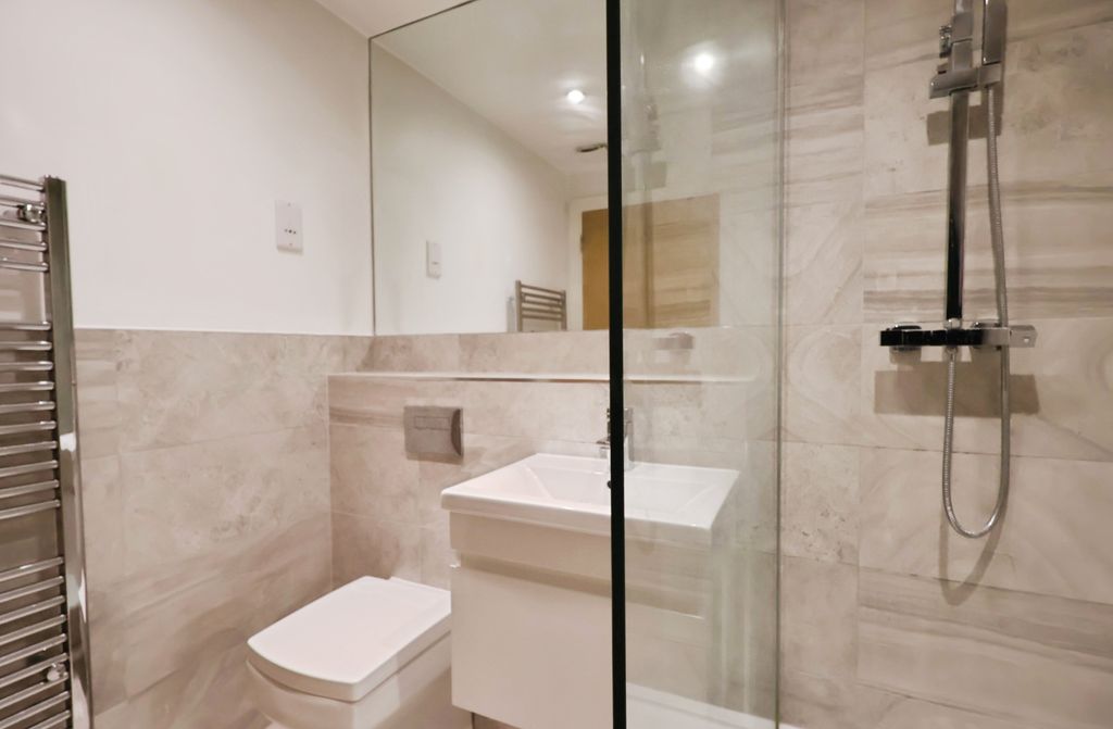 Additional image 33 of 2 bed penthouse for saleCoopers Yard, Hitchin SG5