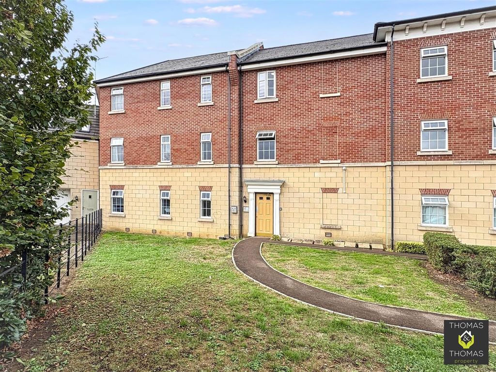 Property photo 2 of 6