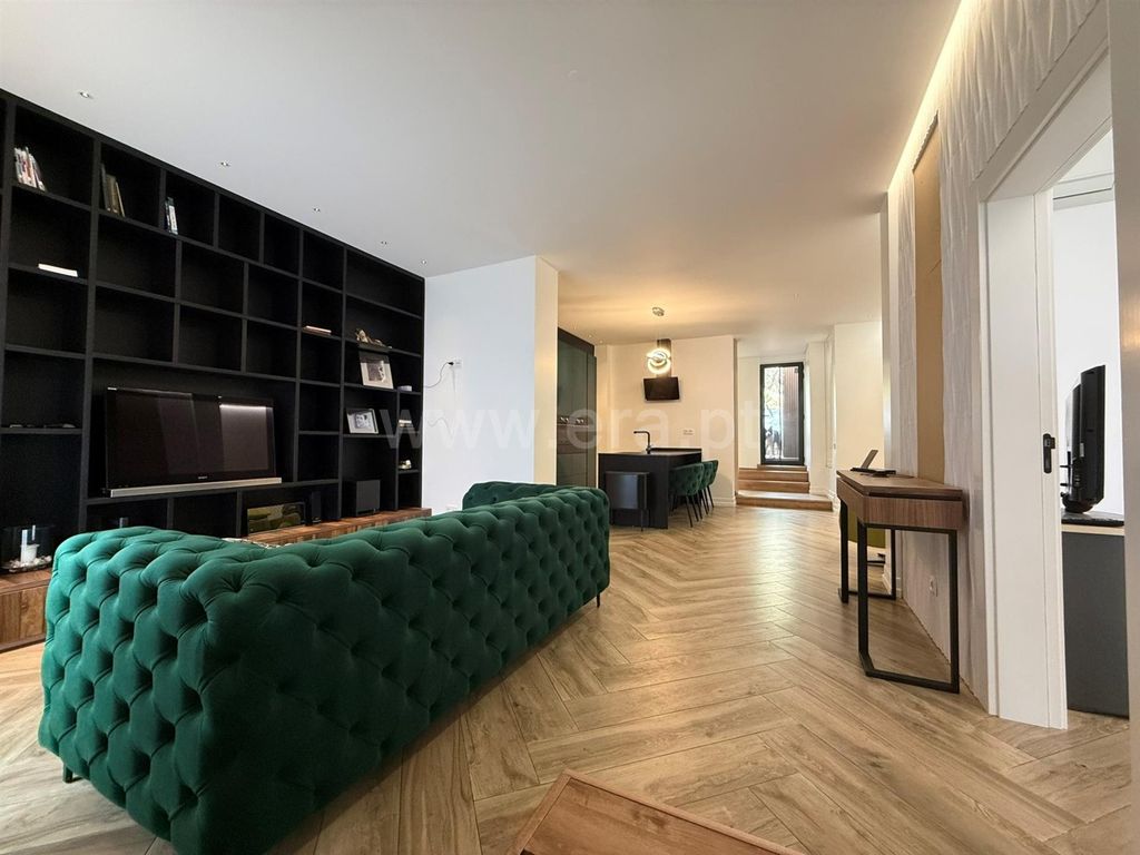 Property photo 1 of 21 T2 Housing, Downtown Albufeira Fully Renovated.