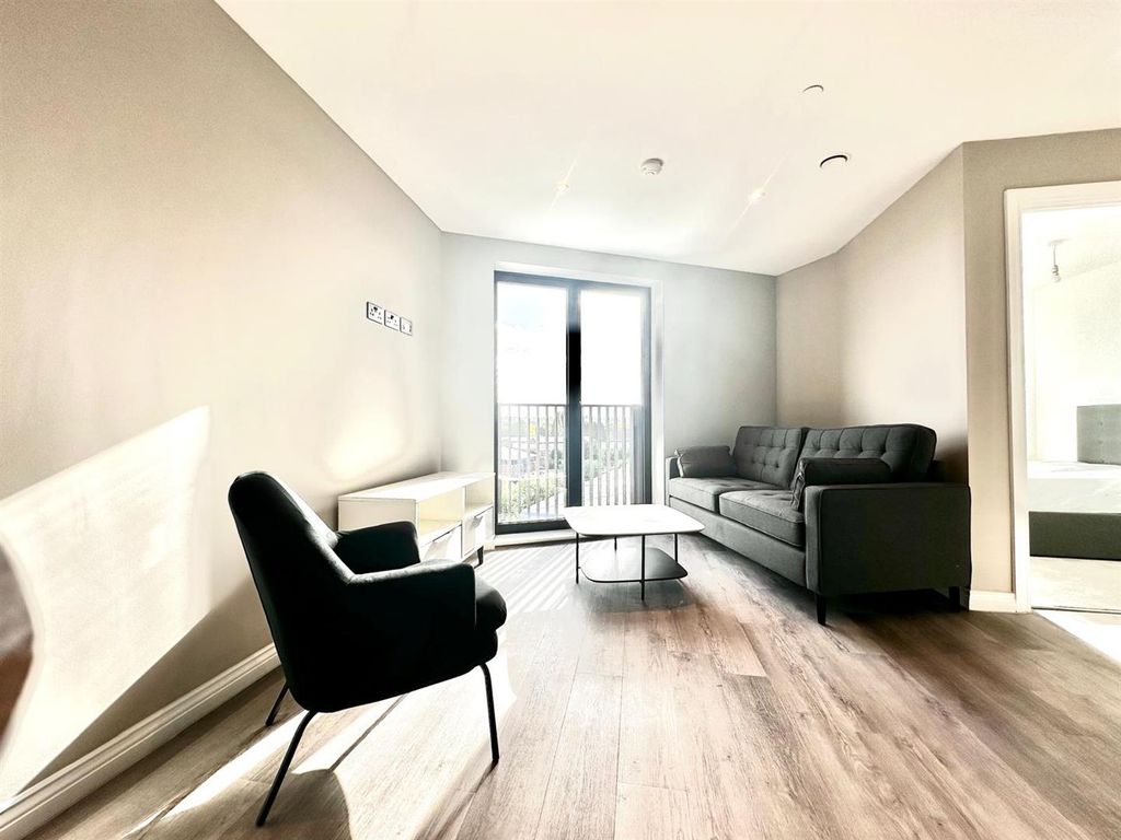 Property photo 3 of 13 Img-20241007-Wa0005.Jpg