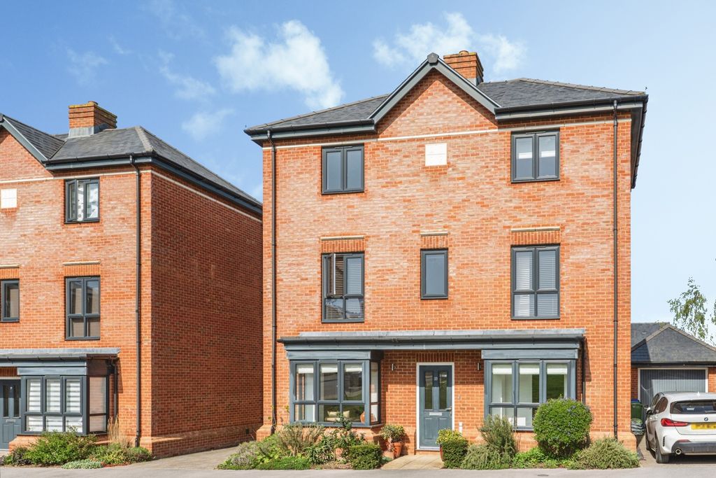 Property photo 1 of 20 Pbox-Img.Jpg