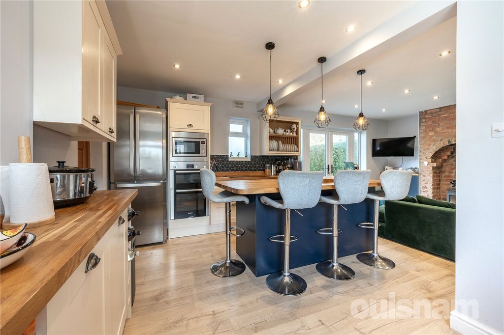 Property photo 2 of 22 Picture No. 06