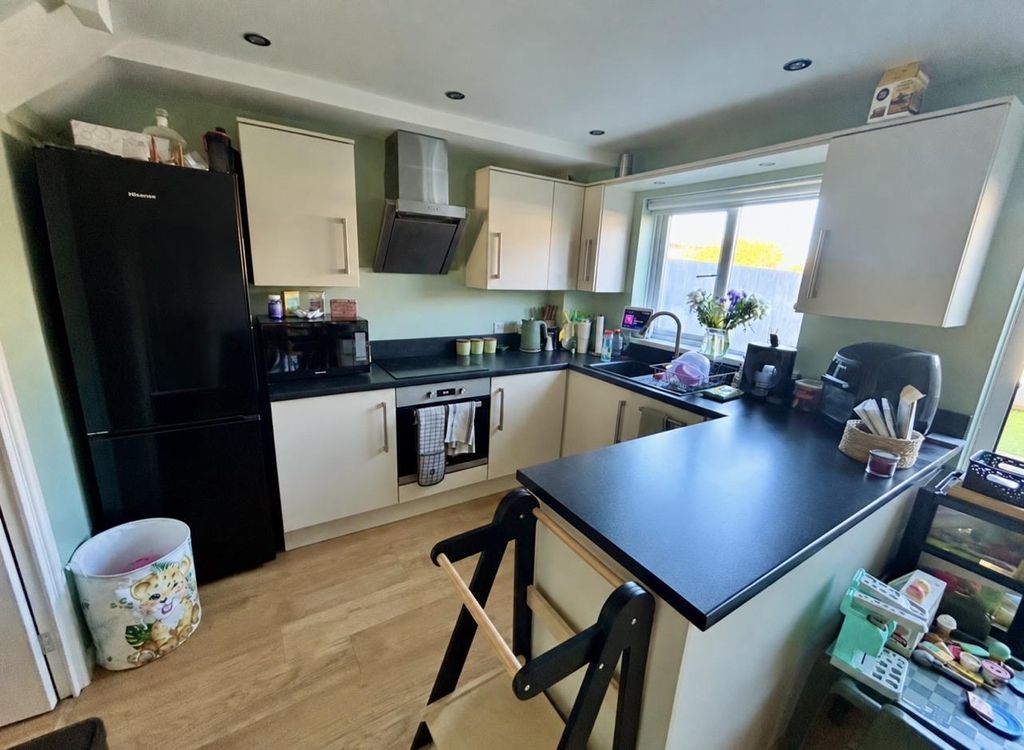 Property photo 3 of 8 Open Plan Kitchen