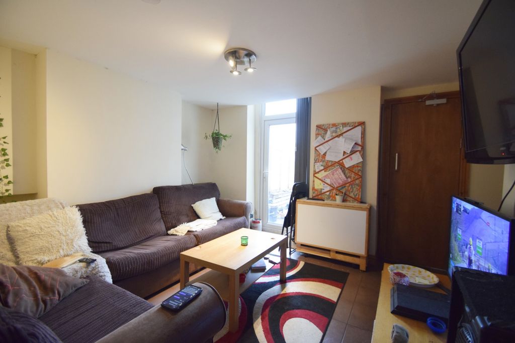 Property photo 2 of 13 Photo 2