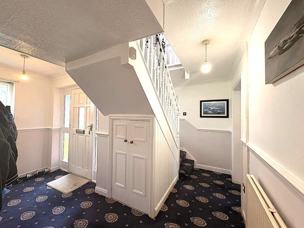 Property photo 2 of 22 Hall.Jpg