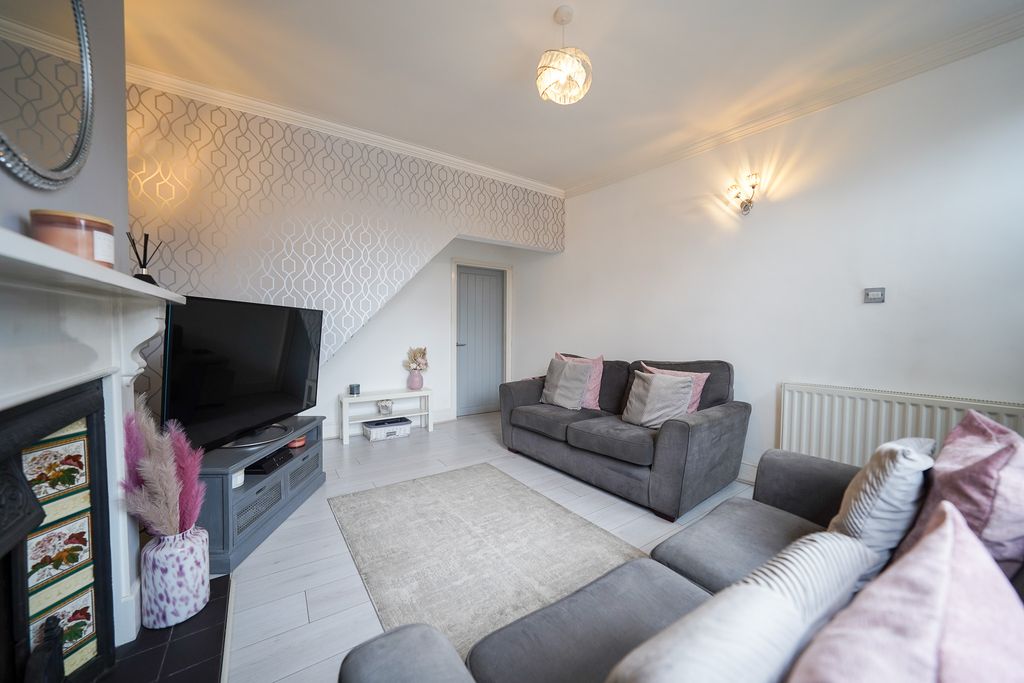 Property photo 3 of 23 Dsc08438