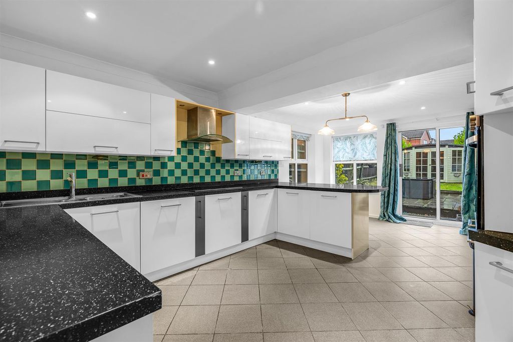 Property photo 2 of 15 Internal-4.Jpg