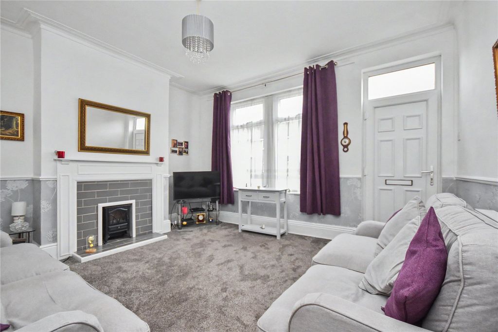 Property photo 3 of 15 Picture No. 12