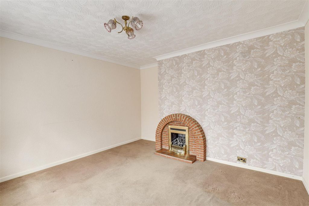 Property photo 3 of 26 3574.Jpg