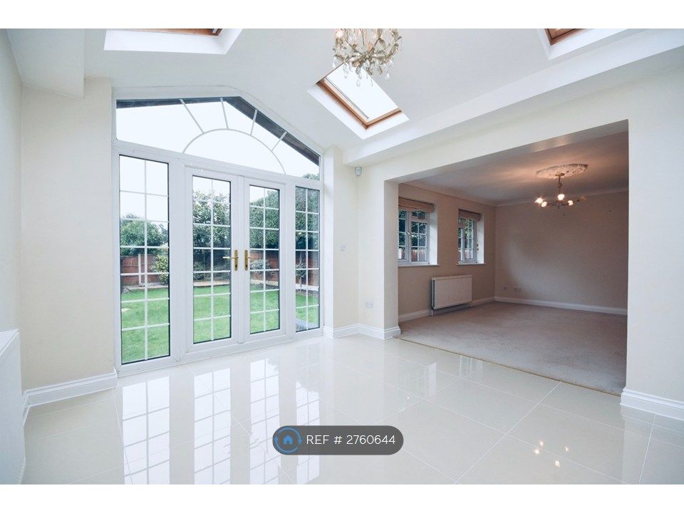 Property photo 3 of 21