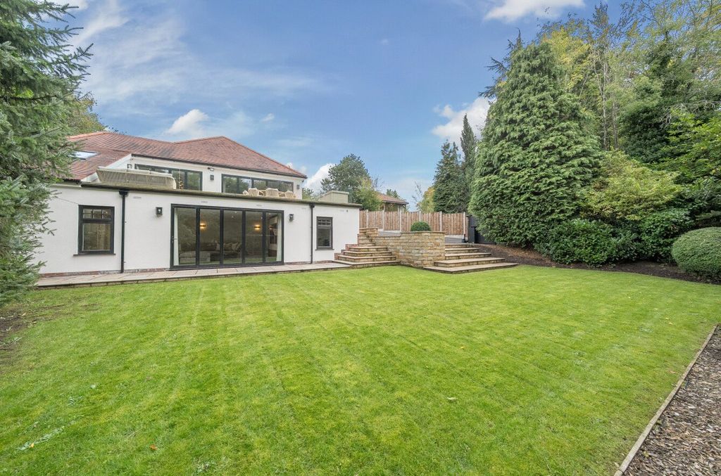 Property photo 3 of 39 Picture No. 34