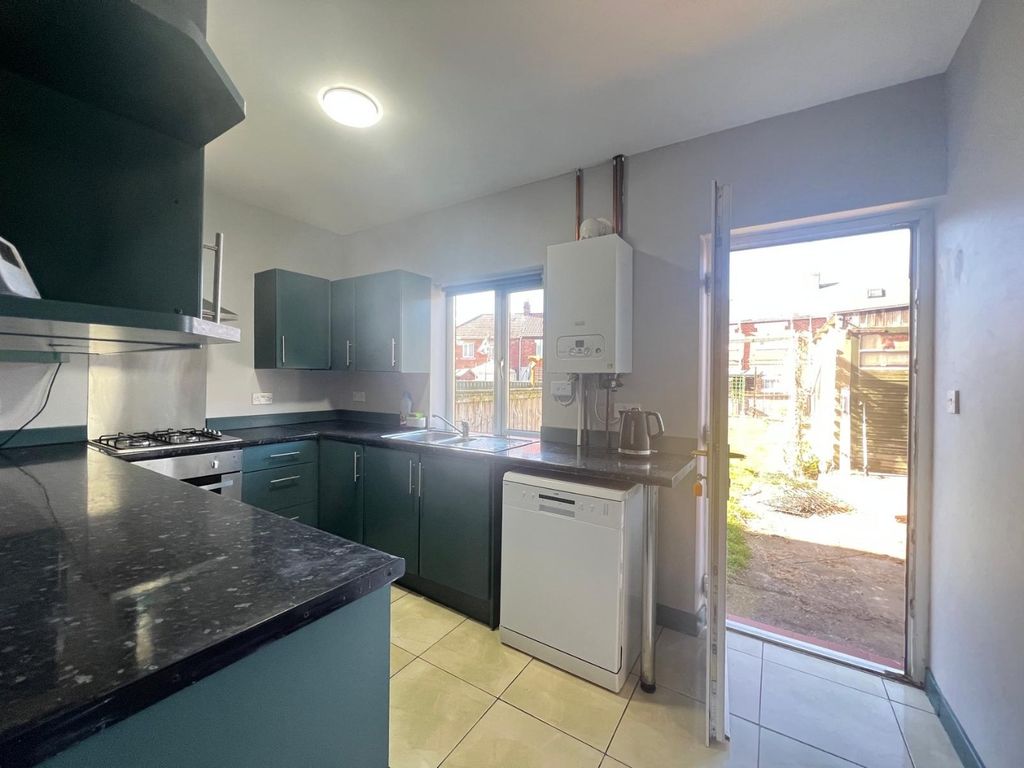 Property photo 2 of 13