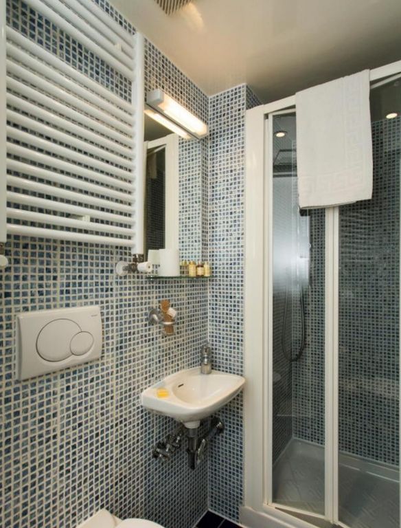 Property photo 3 of 6 4555172