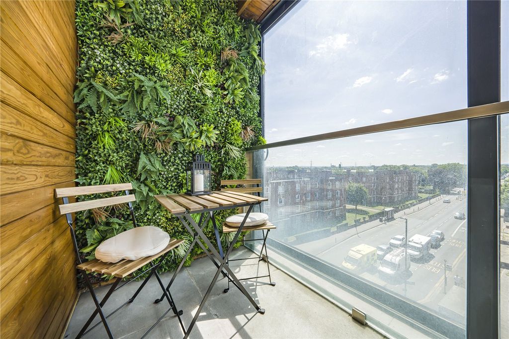 Property photo 2 of 14 Picture No. 14