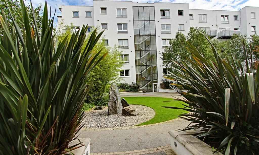 Property photo 1 of 5