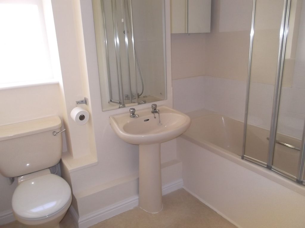 Additional image 8 of 2 bed terraced house to rentLakeside Road, Douglas, Isle Of Man IM2