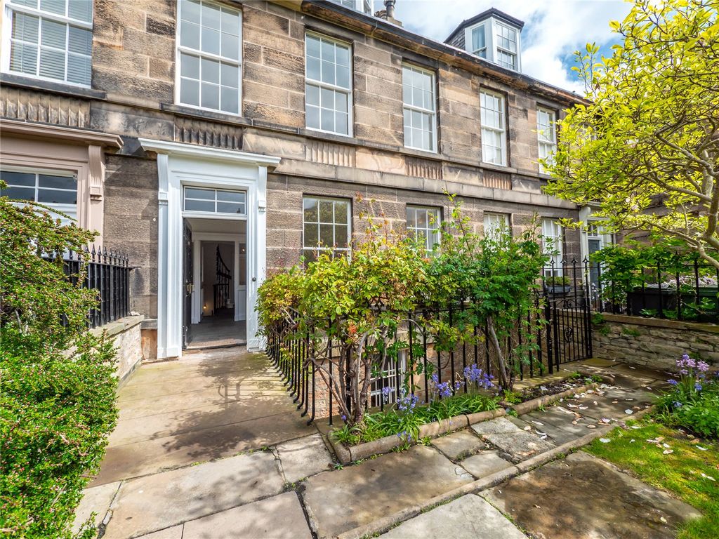 Property photo 3 of 40 Photo 3