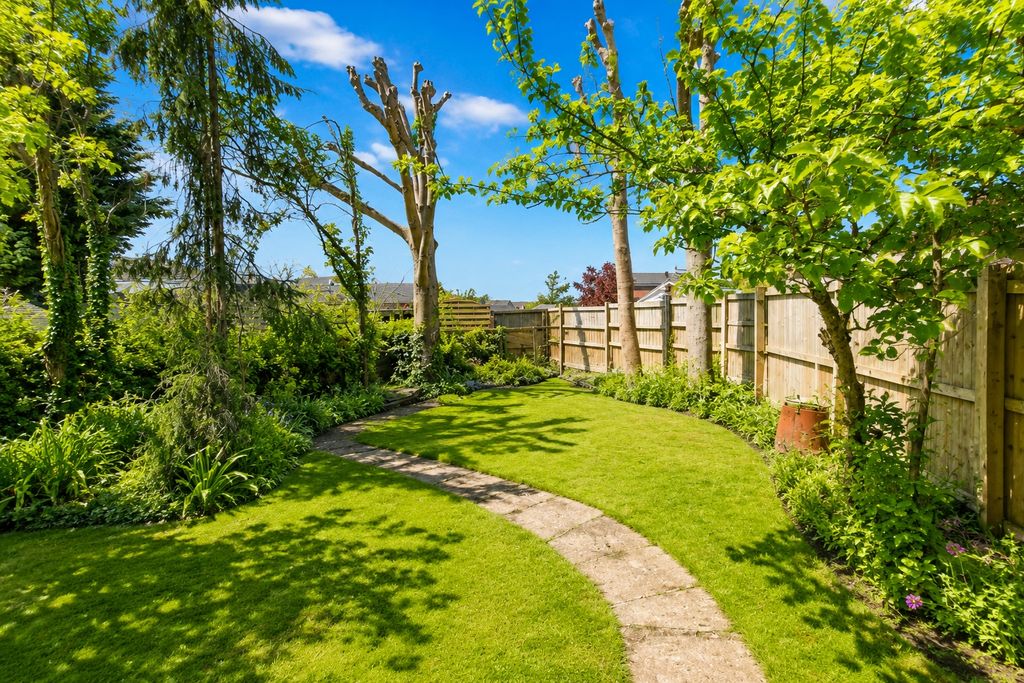 Property photo 3 of 19 Picture No. 04