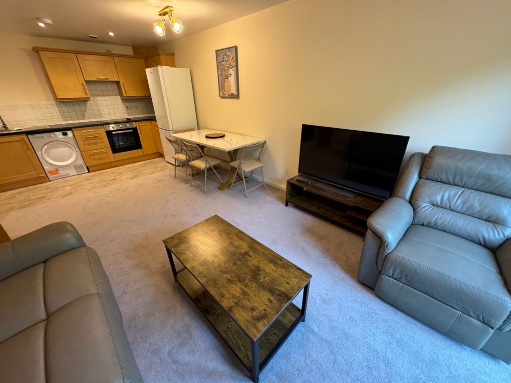 Property photo 3 of 13 Img_9416