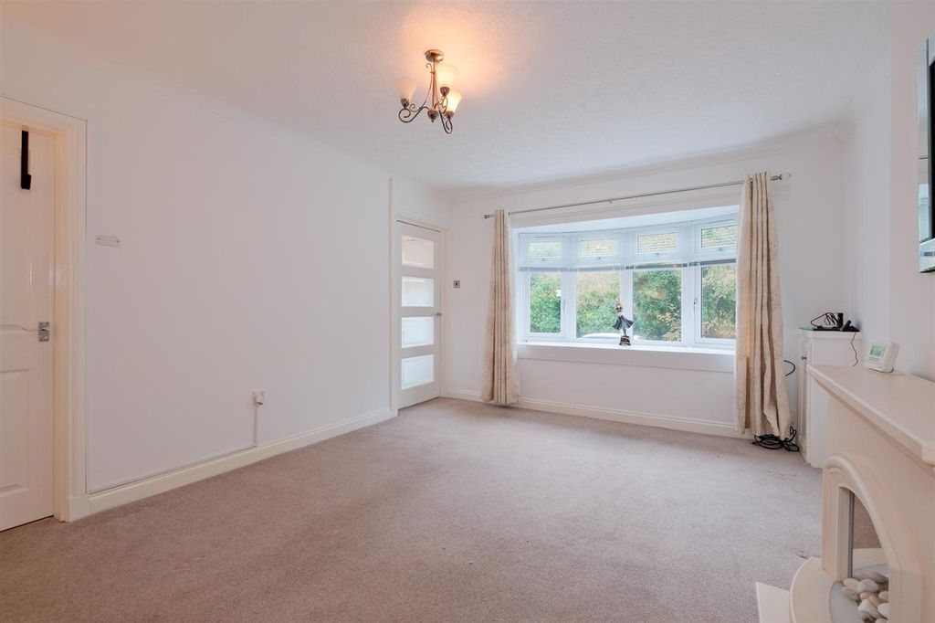 Property photo 3 of 26