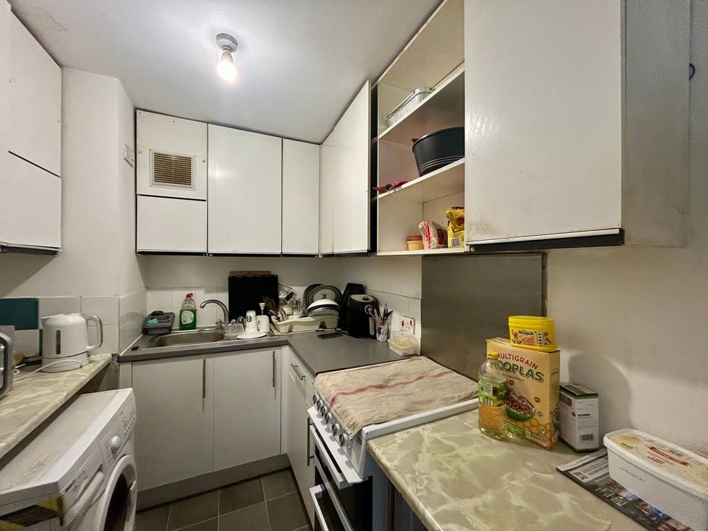 Property photo 2 of 5