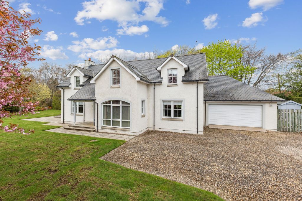Property photo 1 of 30