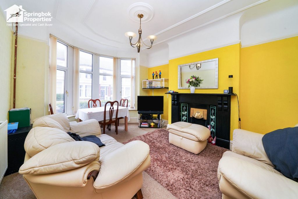 Property photo 2 of 17 1