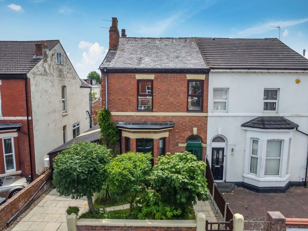 Property photo 1 of 30