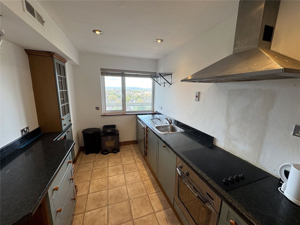 Property photo 3 of 11 Picture No. 09