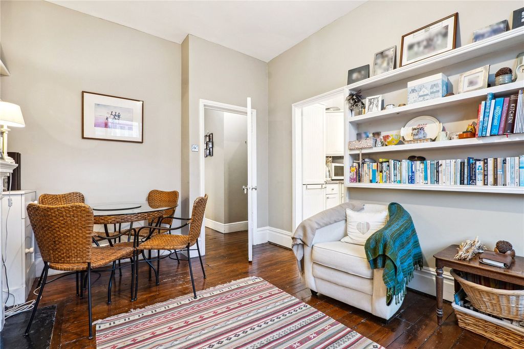 Property photo 2 of 9 Picture No. 19