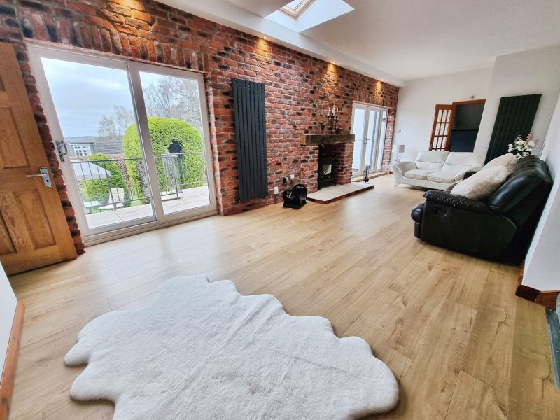 Property photo 3 of 18 Photo 9