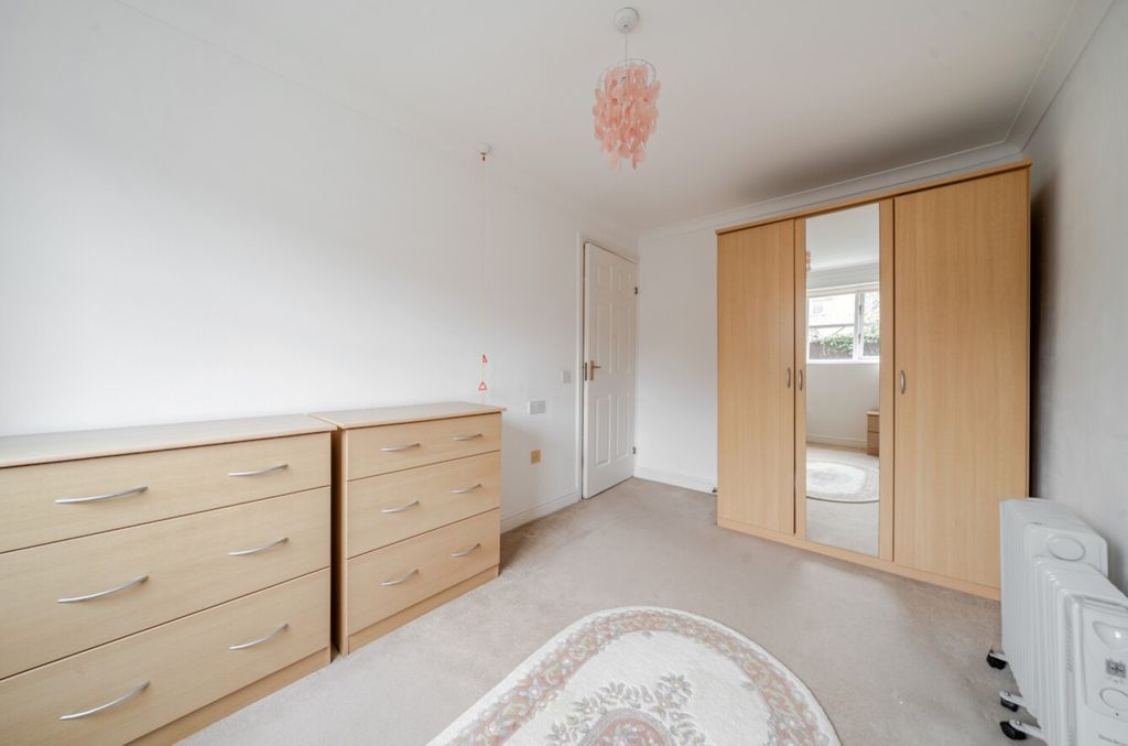 Additional image 9 of 2 bed flat for saleOrchard Court Neville Turner Way, Waltham, Grimsby, Lincolnshire DN37