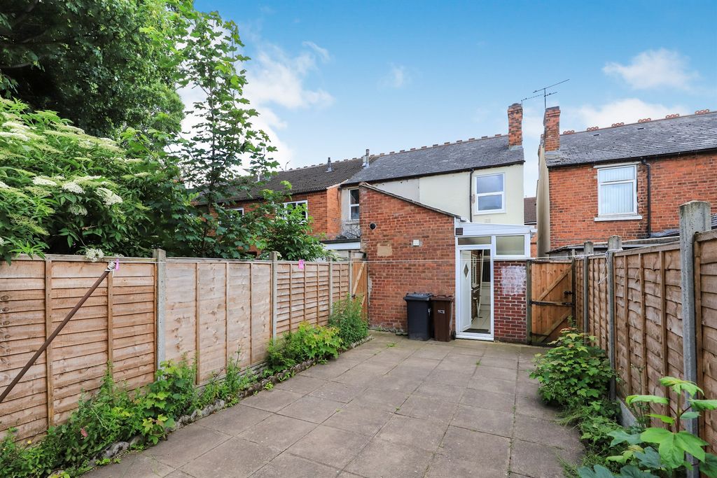 Property photo 2 of 14