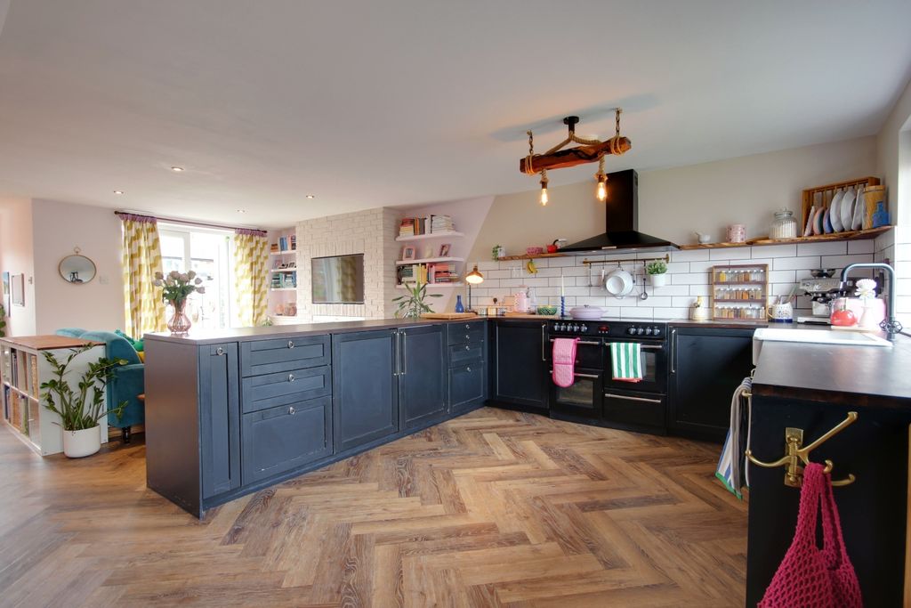 Property photo 2 of 20 1 Open Kit Liv Din A