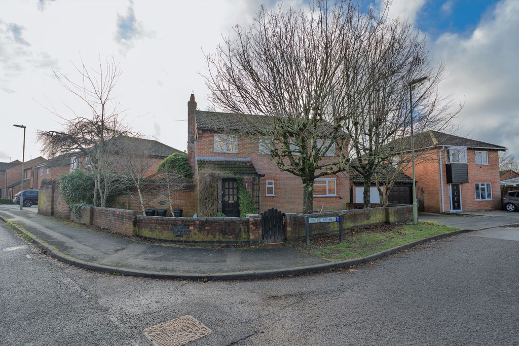 Property photo 1 of 19