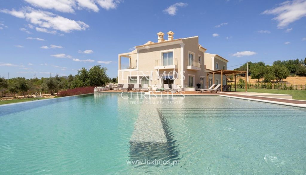 Property photo 1 of 25