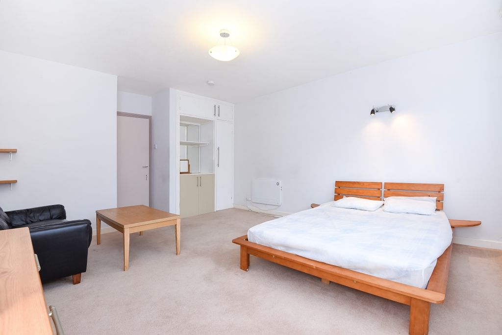 Property photo 2 of 5 Bedroom 1