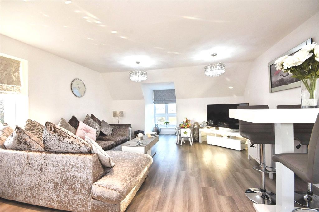 Property photo 2 of 12 Picture No. 08