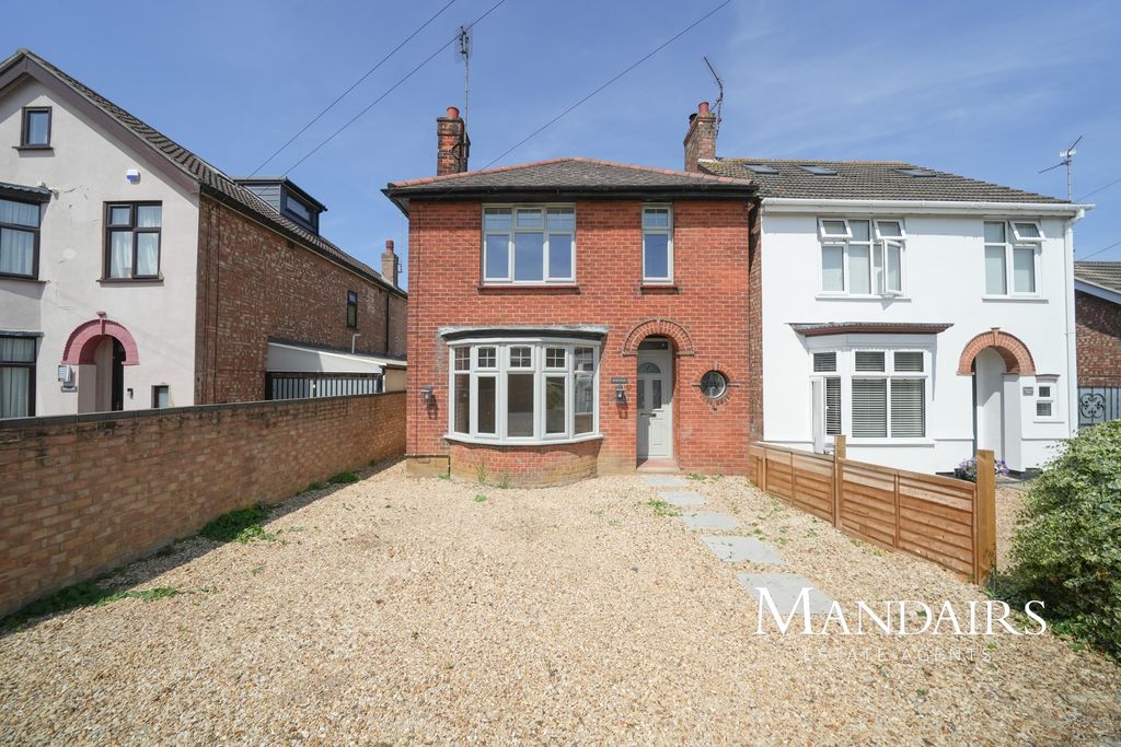 Property photo 1 of 26