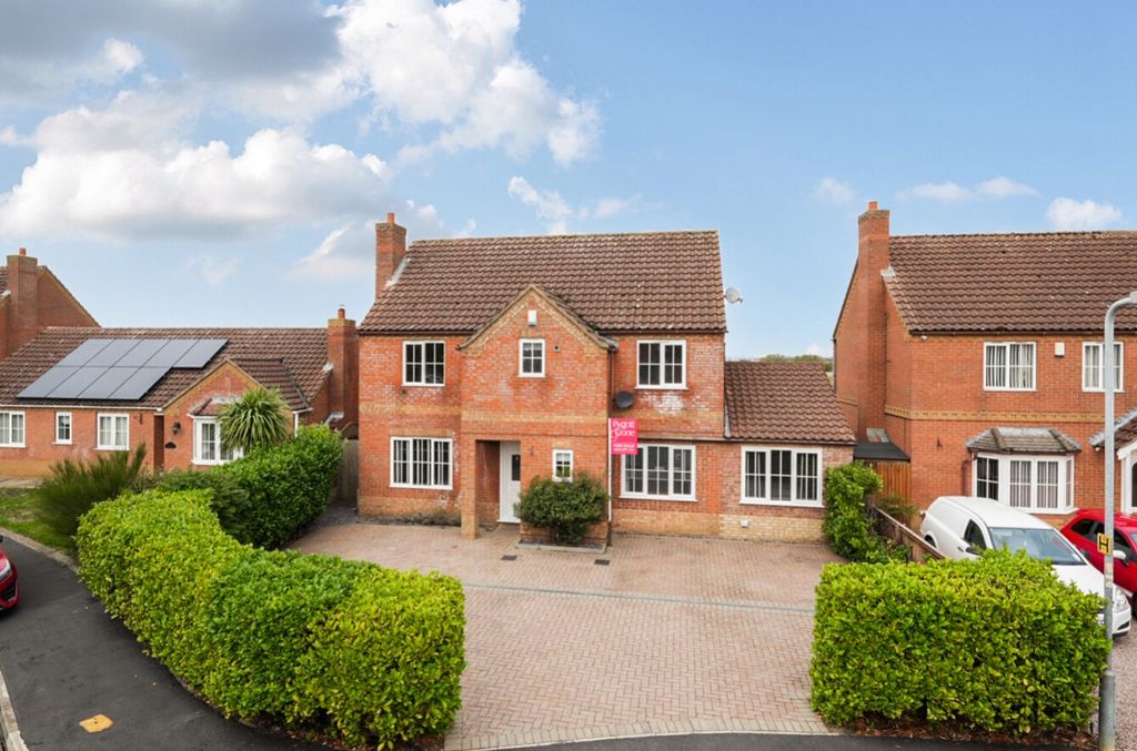 Property photo 1 of 35 9-1361425-Jpg-9