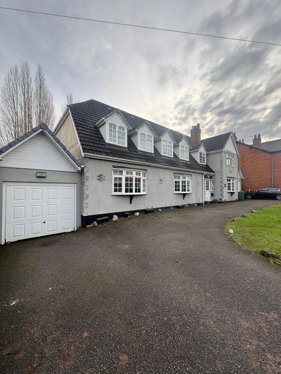 Property photo 2 of 14